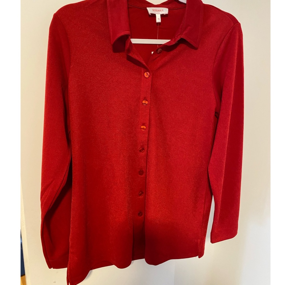 Red blouse - Picture 2 of 4